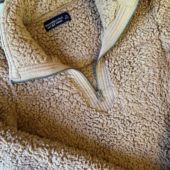 Abercrombie & Fitch Sherpa Pullover - Picture 3 of 4